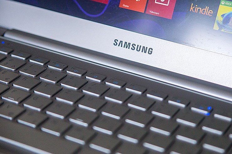 Samsung Ativ Book 7 (4).jpg